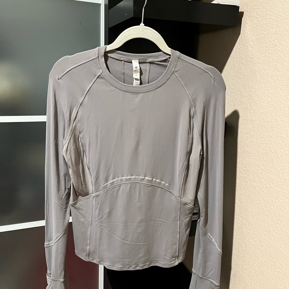 Lululemon Athletica Gray Fitted Long Sleeve Hoodie